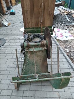 Pila cirkularka. - 8