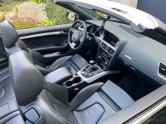 Prodám Audi A5 1.8 TFSi Cabriolet 3x SLINE - 8