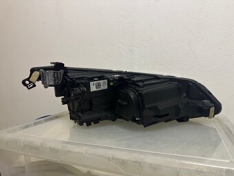 VW Golf 8 full led světlo - 8