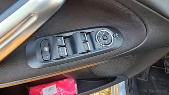 Ford S - Max 2009 - nová technická - 8