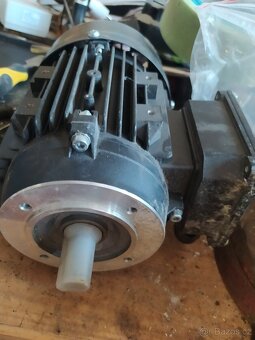 Elektromotor - 8