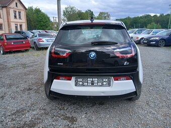 BMW i3 125 kW, 86tis km - 8