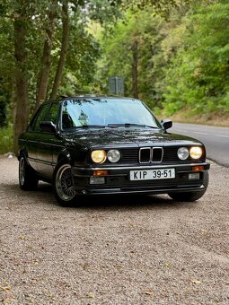 BMW E30 325e - Top stav - 8