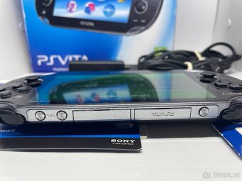 PS Vita Wi-Fi (PCH-1003) OLED - 8