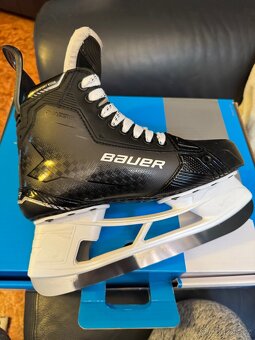 Brusle Bauer Supreme Shadow Int - 8