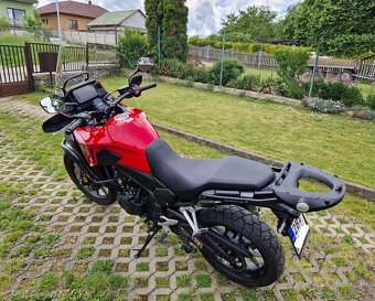 Honda NX500 - 8