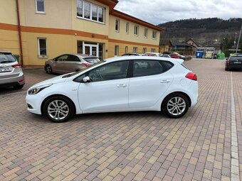 KIA CEE´D 1.6 GDI 99kW-2014-147.293KM-KLIMA,EL.OKNA- - 8