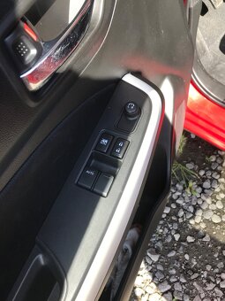 Suzuki Swift 1.2 i 4x4 - 8