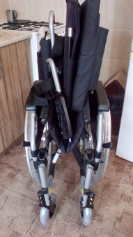 INVALIDNÍ VOZÍK--44cm+BUBNOVÉ BRZDY- lze zaslat po ČR - 8
