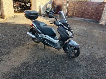 Yamaha x max 125i cz doklady v ceně Šedý. - 8