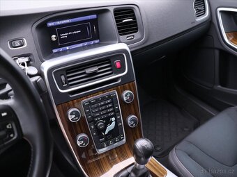 Volvo S60 2,0 T 149kW Xenon Navi (2010) - 8