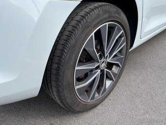 Škoda Rapid 1.0 TSI 70kw Drive Limited edition sportback - 8
