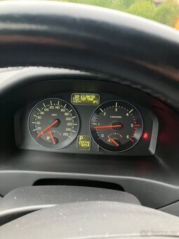 Volvo c30 d5 prodam mozna vymenim - 8
