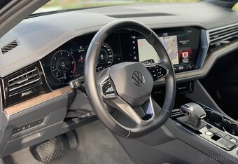 VW Touareg 3.0 TDi 210 kW/DSG /4×4/FULL LED/2xAlu/12.2020 - 8