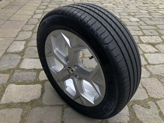 Alu ŠKODA FABIA 4 - 5x100 letní MICHELIN 195/55R16 90% 2023 - 8