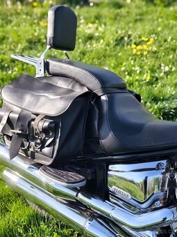 Yamaha XVS 1100 V-Star – stylový cruiser s duší i zvukem - 8