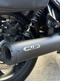 Honda Rebel 1100 (2023, manuál) – záruka, top stav, doplňky - 8