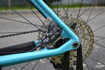 Cube Reaction C:62 Race Petrol (XL) 10.6 kg Top Stav - 8