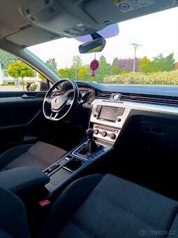 VW Passat B8 Combi 2.0Tdi 110kw Comfortline - 8