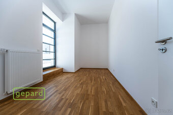 Prodej bytu 3+kk, 79,1m2, dvě terasy 132 a 58m2, park. stání - 8