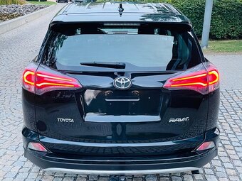 Toyota Rav4 2.0D 105KW MANUÁL 1.MAJITEL KAMERA TAŽNÉ - 8