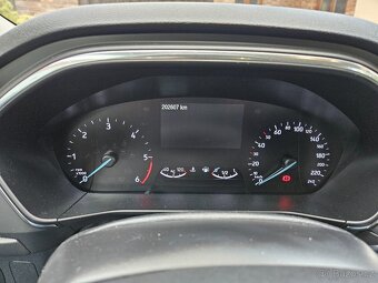 Ford Focus 2,0 EcoBlue 110kW kombi Titanium - 8