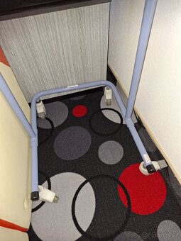 Chodítko s opěrnou deskou - 8