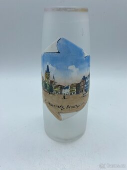 Sběratel nabízí staré sklenice s obrázky měst - 8