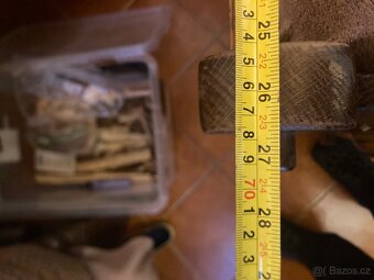 Prodám set 3+2+1 včetně stolku - 8