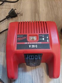 vrtací kladivo Milwaukee V28 HX (M28) - 8
