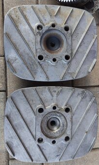 ČZ 125/516 motor, hlavy, válec, kartery, víko_ - 8