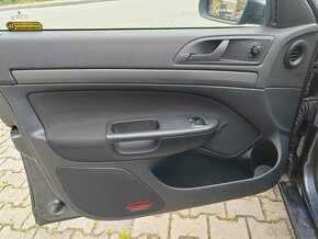 Škoda Octavia, 1.6MPI,75KW Manuál,CZ - 8