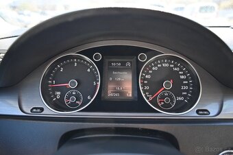 Volkswagen Passat 2.0TDI 103KW Comfortline 9/13 - 8