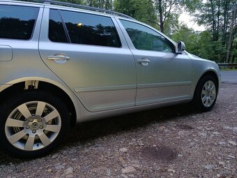 Škoda Octavia - 8