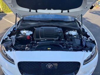 2019 Jaguar F-Pace Premium 2.0L AWD - 8