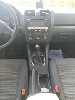 VW Golf 1,9 TDI 2009 - 8