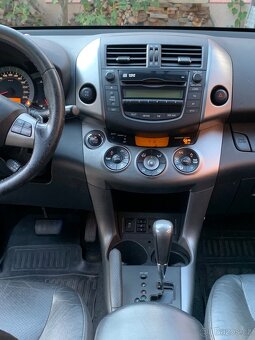 Prodám TOYOTA RAV4 D-CAT - 8