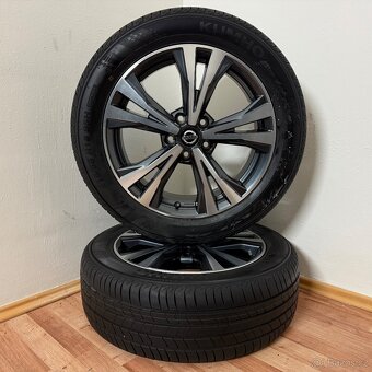 NISSAN QASHQAI 5x114,3 R18 ET40+LETNÍ 215/55R18 8mm - 8