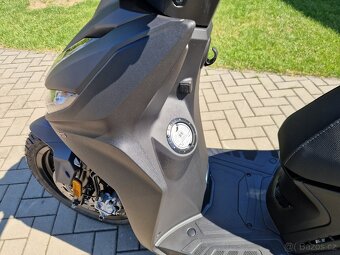 Kymco AGILITY S 125i CBS Final Edition Black + Kufr Zdarma - 8