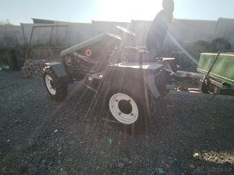 Traktor 4x4 - 8