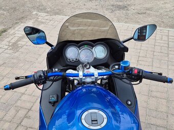 Triumph Sprint ST 1050 - 8