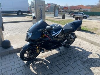 Suzuki GSX-R1000 - 8