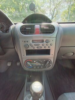 Prodám Opel Corsa 1.0 44KW R.V. 2004 STK do 2026 - 8