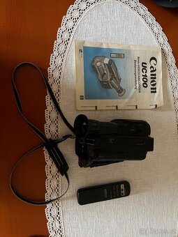 Canon UC100 8 mm- Videocamcorder - 8