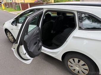 Opel Astra K kombi, rok 2018, benzín, 174.450 km, 1. majitel - 8