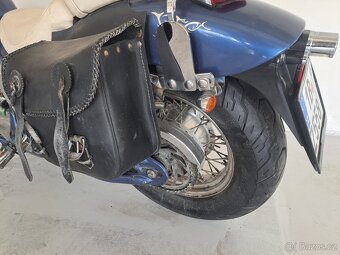 Honda VT 600 Shadow - 8