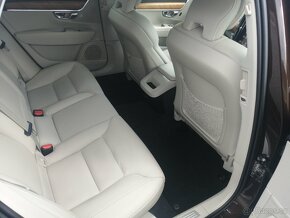 Volvo V90 kombi,4x4,2.0 D4,Momentum Pro,ČR,DPH - 8