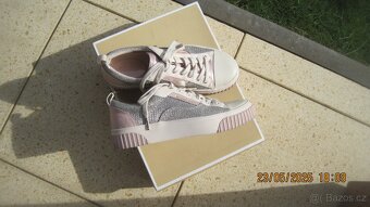 Tenisky, boty Michael Kors, TOP STAV, vel. 37 - 8