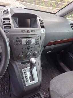 OPEL ZAFIRA B - 8