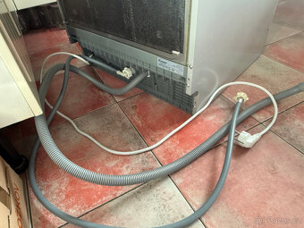 Stolní myčka Candy CDCP 8/E - stříbrná - 8